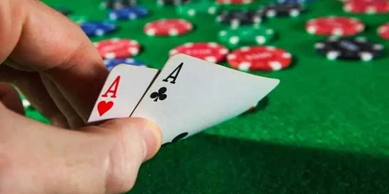 Cách Chơi Xì Dách Online Cơ Bản Và Nâng Cao Mới Cập Nhật 5 Cặp Át là bộ kết hợp mạnh nhất trong game Xì Dách